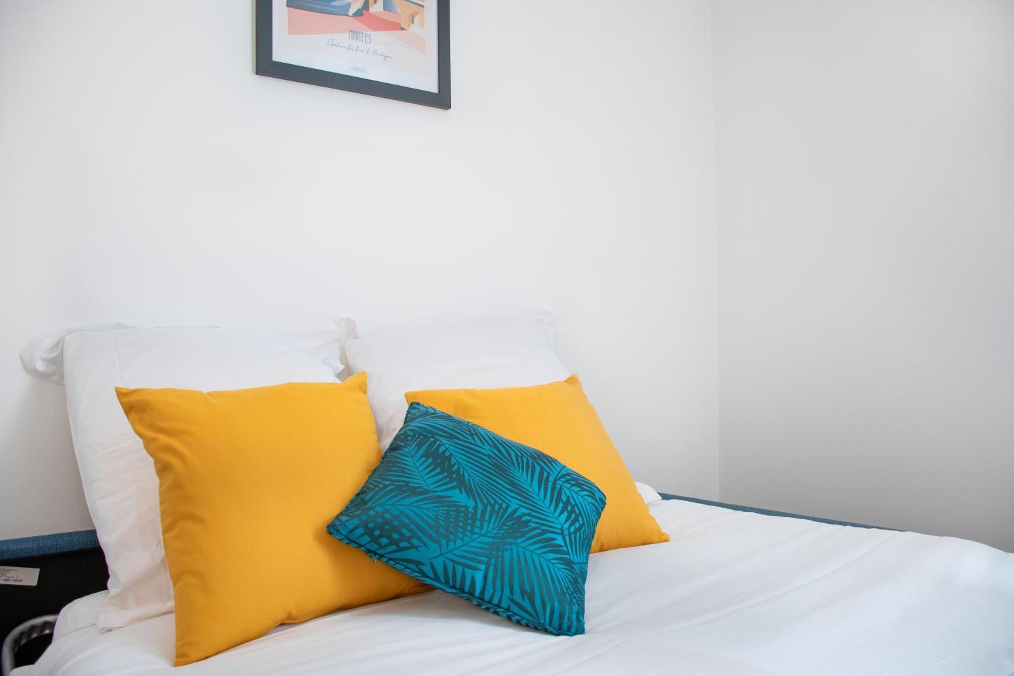 L'Appartement Des Ducs Avec Baignoire Double Nantes Zewnętrze zdjęcie