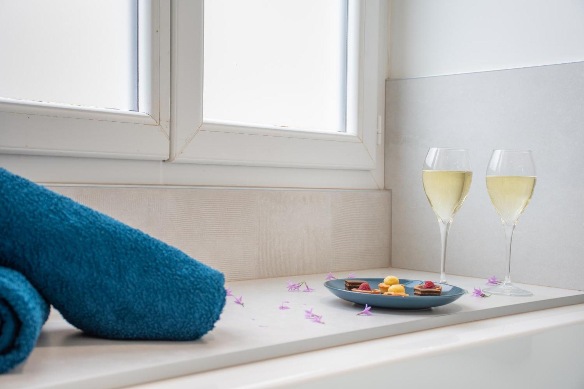 L'Appartement Des Ducs Avec Baignoire Double Nantes Zewnętrze zdjęcie